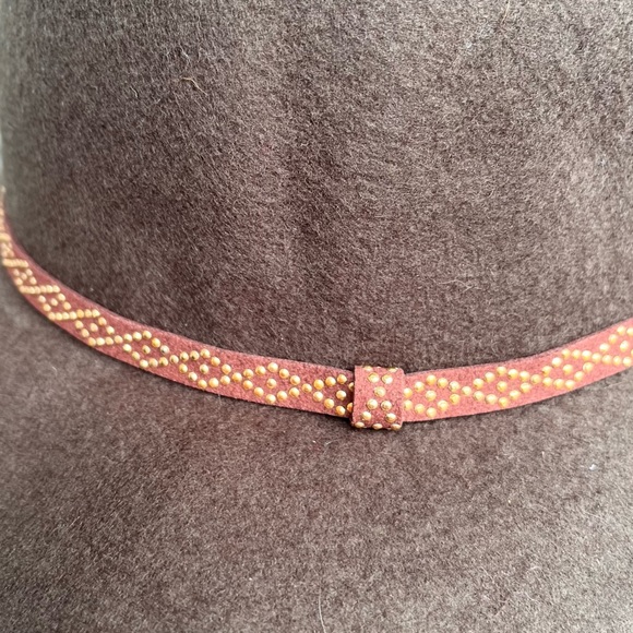 Charming Charlie wool felt floppy boho hat - Picture 3 of 10